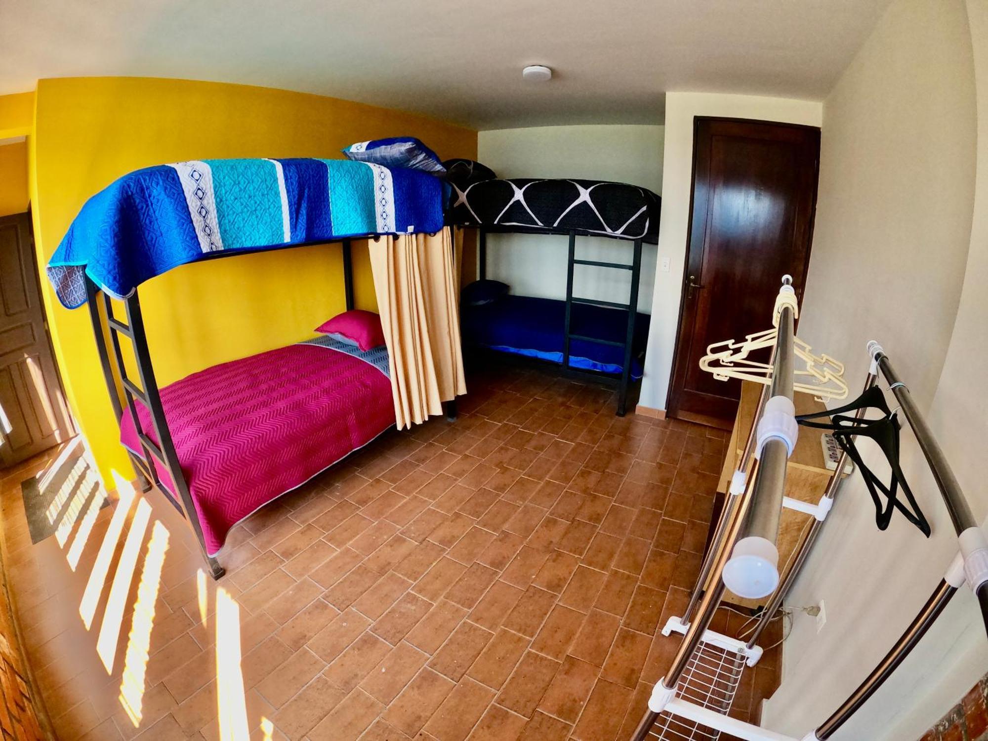 Villa Camila Hostel Coroico Δωμάτιο φωτογραφία