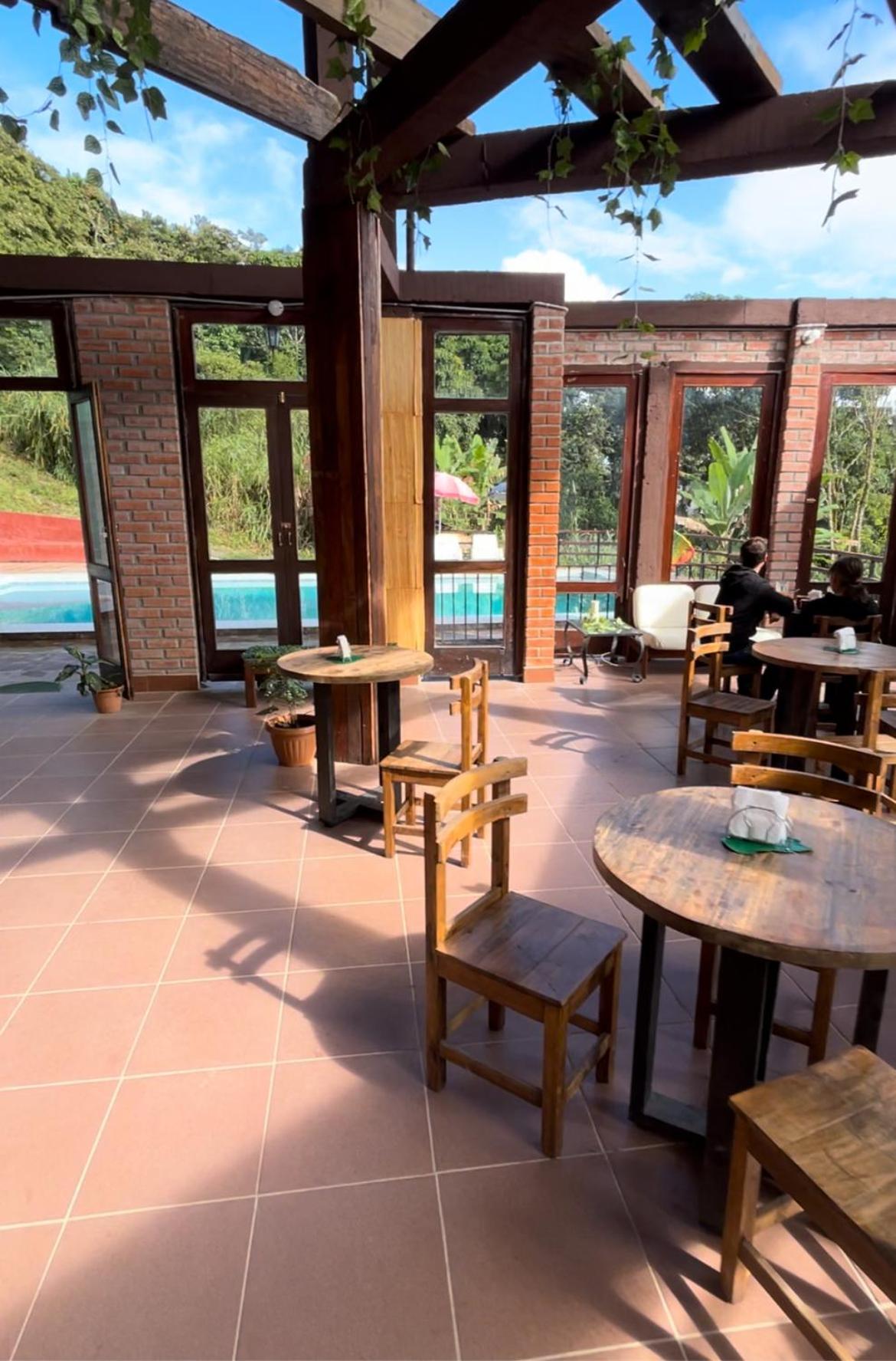 Villa Camila Hostel Coroico Εξωτερικό φωτογραφία