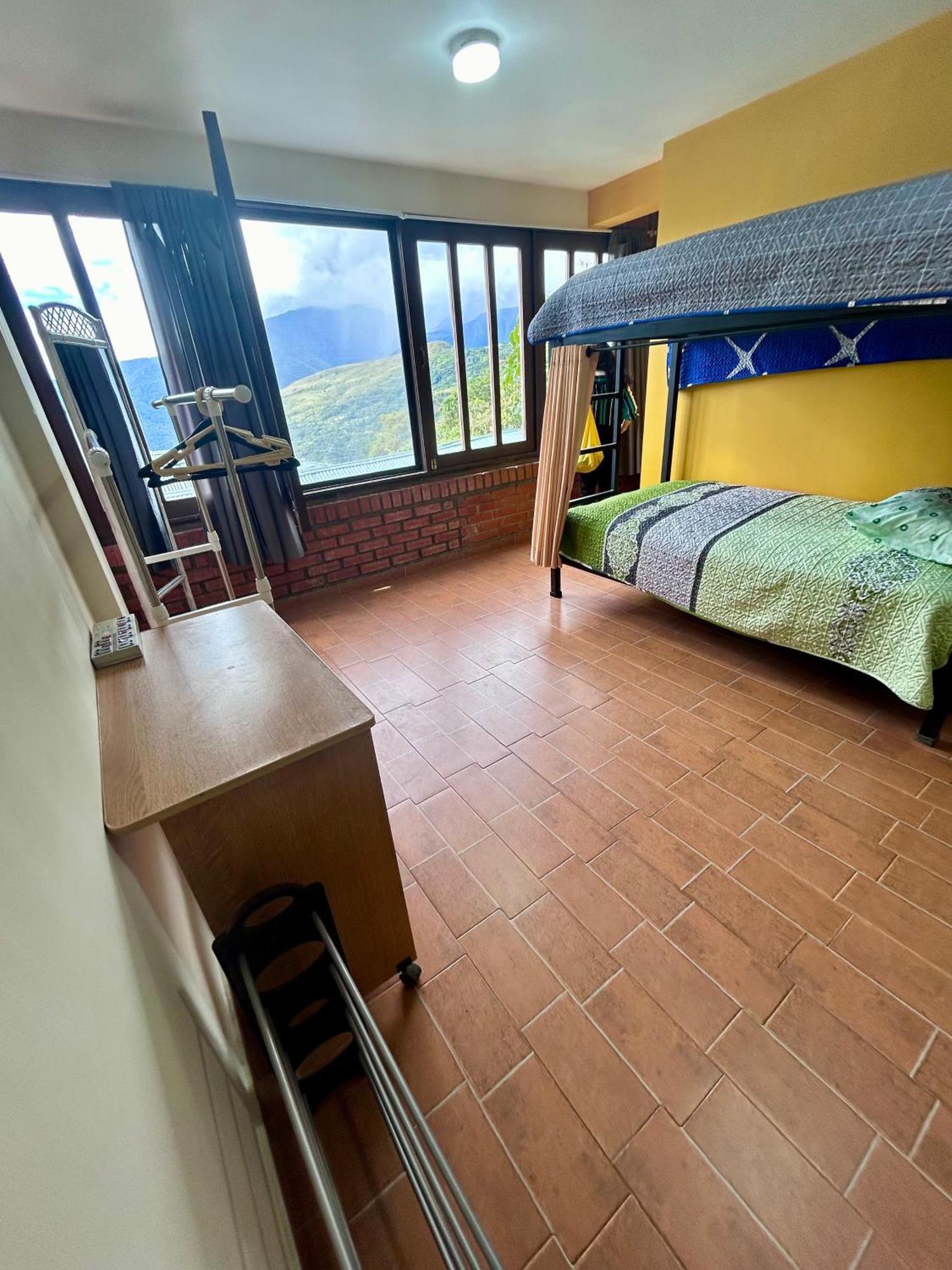 Villa Camila Hostel Coroico Δωμάτιο φωτογραφία