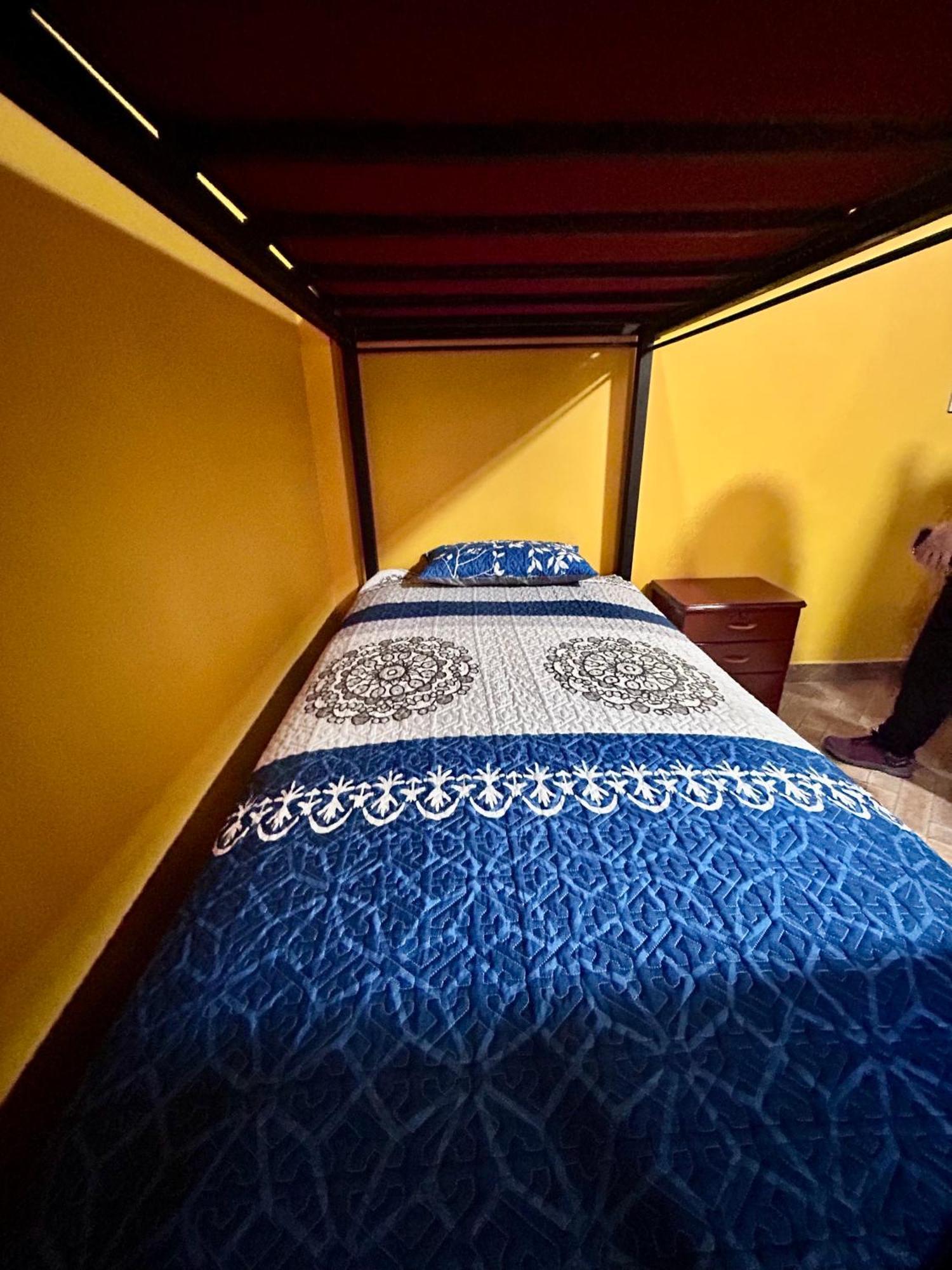 Villa Camila Hostel Coroico Δωμάτιο φωτογραφία